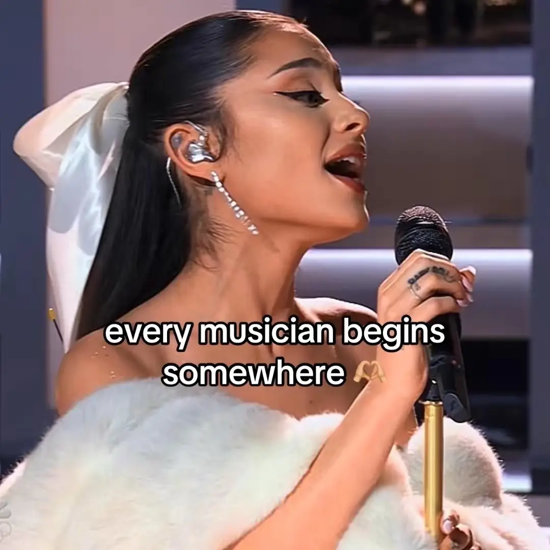 every musician begins somewhere 🤎⭐️🎶🎧 #ari #arianafan #arianagrandelover 