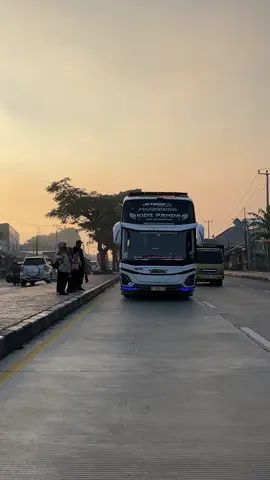 kids panda co 💃,sisa kemarin @AGUNG KIDSPANDA @officiall kids panda #basuri #parahsihkalogakfyp #kidspanda #busjb5 #virall #busmania #busmaniacommunity #tembus1m 