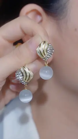 Link on my bio 😘#Umi18jewelry#earrings#fashion#jewelry #jewelrybusiness#jewelryshop#trend 