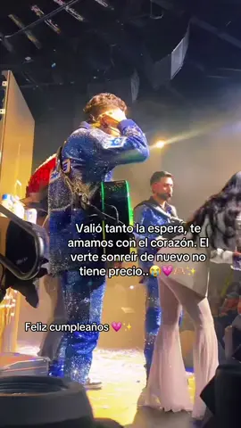 Que felicidad verte😍😍#viral #fyppppppppppppppppppppppp #losparras_oficial #lilliangriego #carlosparra #granregresotourlosparras #yzxcba #carlosylillian #carlos #cristhian #fypシ #cesarparra #cumpleaños #lillian #losparras #cesar 