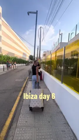 The finally day and flying home :(( 🪩 #ibiza #girlsholiday #flyinghome #girlstrip #holidayblues 