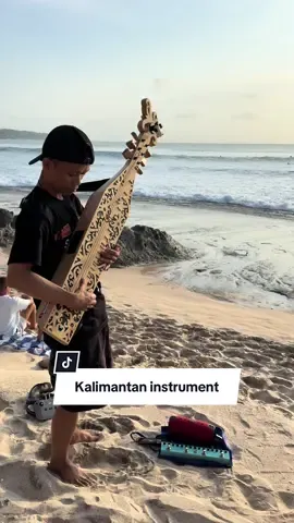 Kalimantan music #kalimantan #indonesia  #bule #buleindonesia #viralvideos 