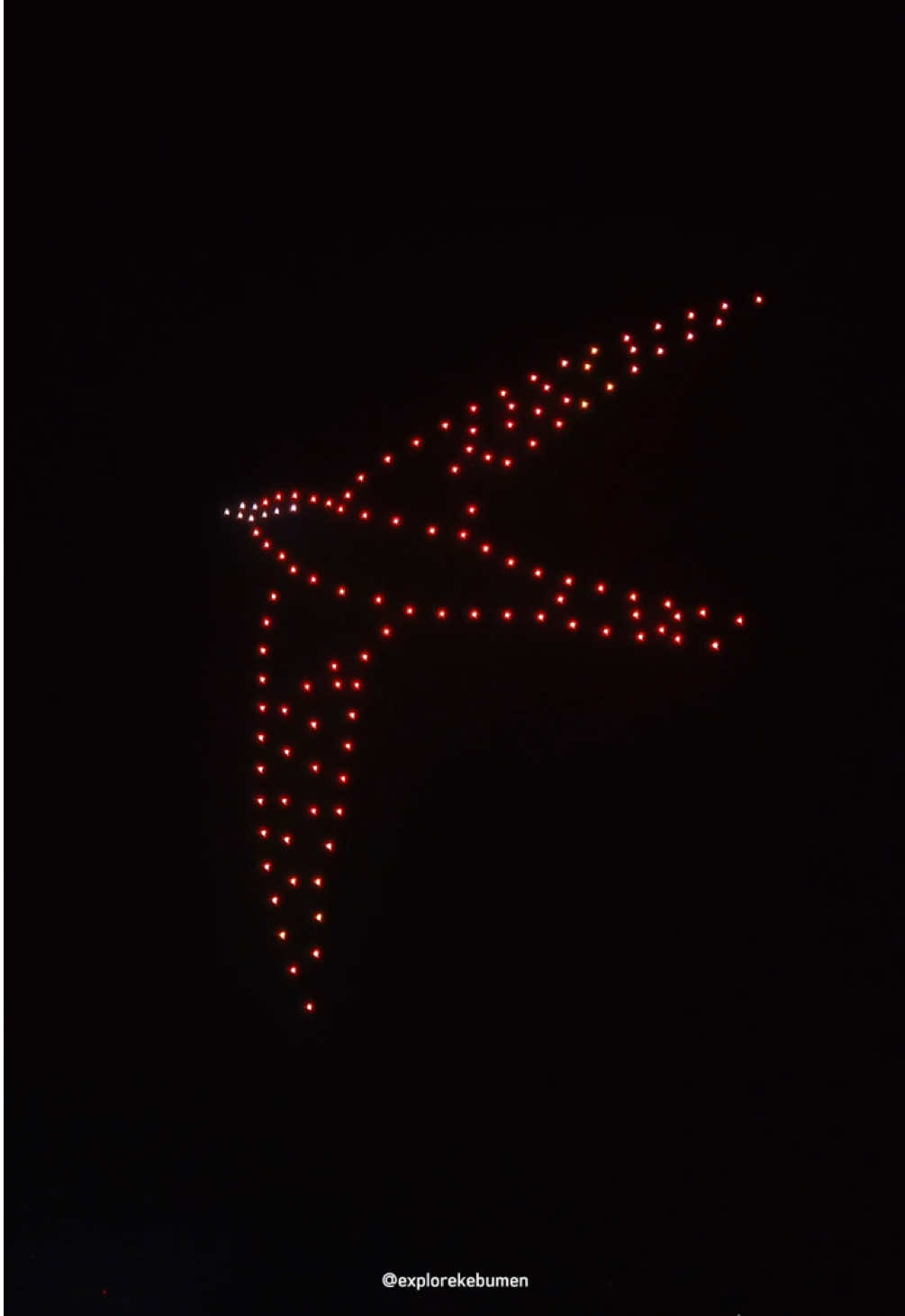 Pertama kalinya langit Kebumen dihiasi drone show spektakuler! 🚀 #kebumenfest2025 #droneshow 