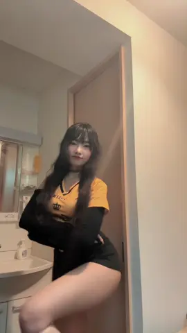 💛🖤