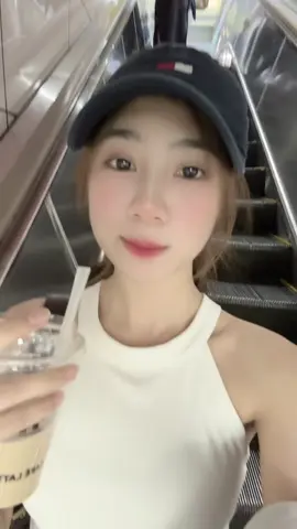 Trên đời này, vốn không có độ tuổi nào là đẹp nhất Chỉ có thứ gọi là trạng thái tốt nhất!😘