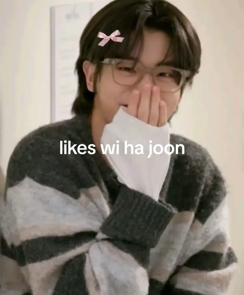 srry I haven't been able to post a lot lately I'm at my friend's house so that's why ok it's random....so ye