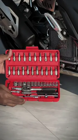 sayang baut stenlis vario kalian beli ini solusinya #vario #vario125new #kuncishock #fyp 