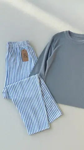 Gak bisa nahan ini cakep banget 😭 #outfit #setelan #promoseruweekend 