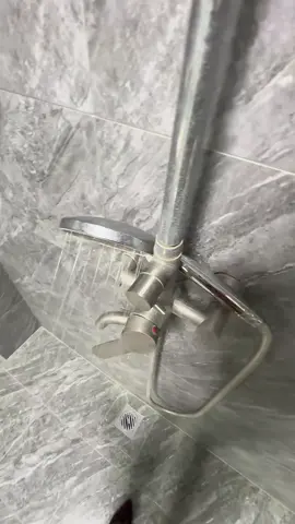 修个热水器 #穿搭 #维修 #超能演剧情大赛 