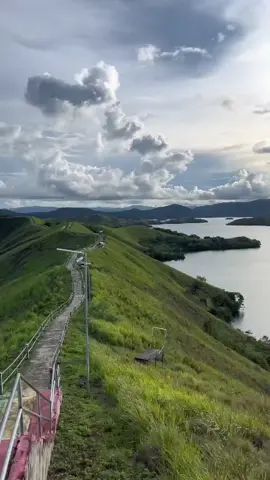 Slamat sore🫶 #danausentani #jayapura #papuatiktok #bukittungkuwiri #jayapuratiktok 