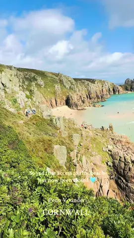 Pedn Vounder has now been closed to the public for safety reasons 🩵 going to miss beach days here in paradise 🏝️ you can still admire this stunning view from above 🏝️🩵 #pednvounder #cornwall #cornwallbeaches #cornwalllife #beachclosed 