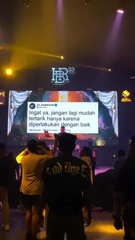 Harus diinget yaa, gaboleh gampang tertarik lagi🫡  #23bestintown #23hbr #23harbour #semarang #outlet23indonesia 
