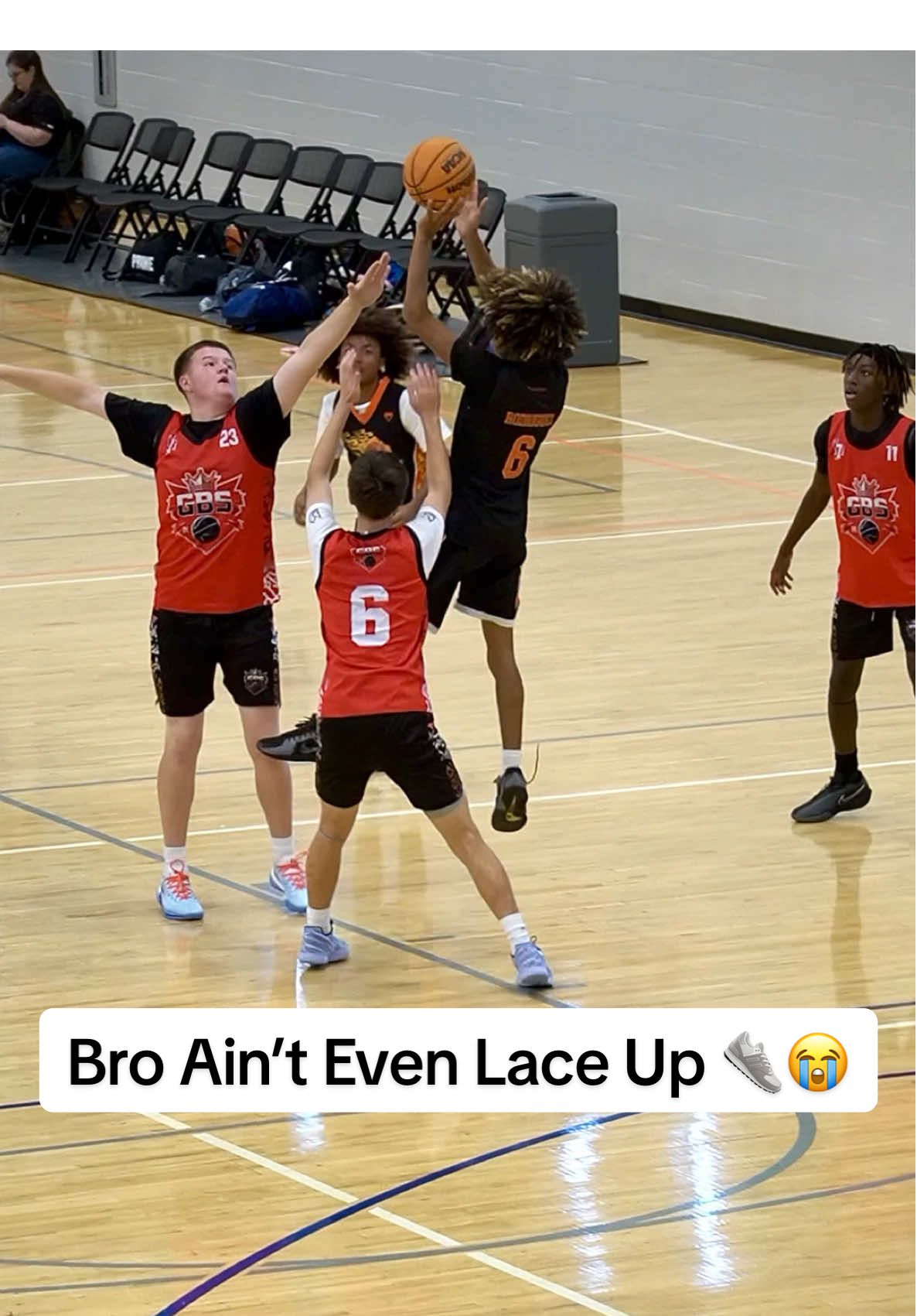 Bro Ain’t Even Lace Up 🤯 #zeroexposure #hooper #basketball 