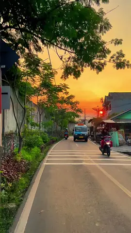 Video nya boleh kalian ambil, buat bahan content dll, di izinin tanpa syarat. Rorotan Jakarta #foryou #fyp #jakarta #senja #mediawb 
