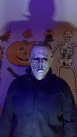 HALLOWEEN 🎃 #halloween #halloweenmovie #halloween1978 #jasonvoorhees #johncarpentershalloween #johncarpenter #michaelmyers #michaelmyersfans #michaelmyersmask #michaelmyerscosplay #freddykrueger #scream #theshape #thetexaschainsawmassacre #anightmareonelmstreet #fridaythe13th #terrifier #leatherface #michaelmyersmonday #michaelmyerscosplayer #horrormovies #ghostface #shudder #halloweenkills #arttheclown #spirithalloween #trickortreatstudios #frightrags #fangoria #fangoriamagazine 👻