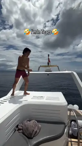 #oops #pain #fall #fail  #jump