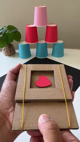 Don't throw away the express cardboard boxes, use them to make a fun heart transmitter #handmadediy #parent-childhandmade #wasteutilization 