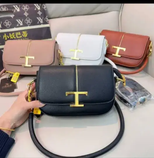 you must not break your bank account to look expensive 🫰 quality hand bags and quality footwear for ladies. available at affordable prices 😃  Whatsapp number 09063568316.