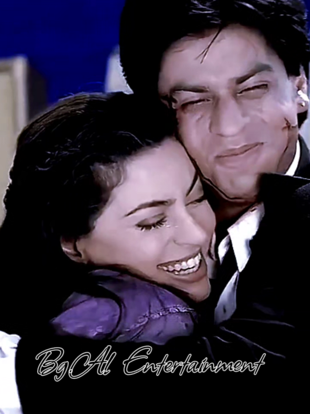 Shah Rukh Khan & Juhi Chawla 🫣🫂🤍 Phir Bhi Dil Hai Hindustani 🕺🏻💃🏻 #shahrukhkhan #uditnarayan #bollywood #bollywoodsong 