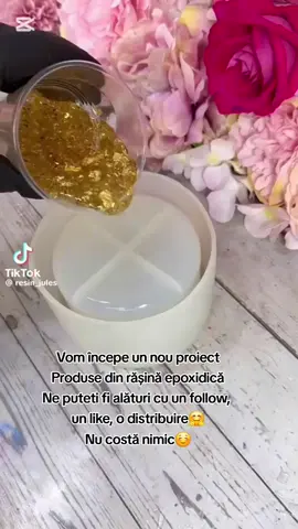 Videoclipul este pentru context, produsele nu sunt realizate de noi. Vom anunța și pagina dedicată proiectului nostru în curând. 🤗 #rasinaepoxidica #produsepersonalizate 