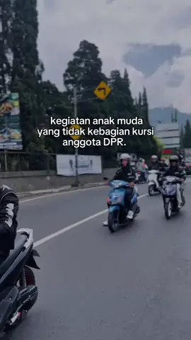 pokonya kitamah sing penting happy #yamaha #miosoulmodifikasi #miosoulmxindonesia #mioproper #miosporty 