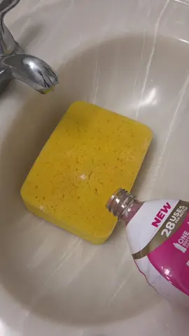 #asmr #asmrsounds #bubbles #sponge 