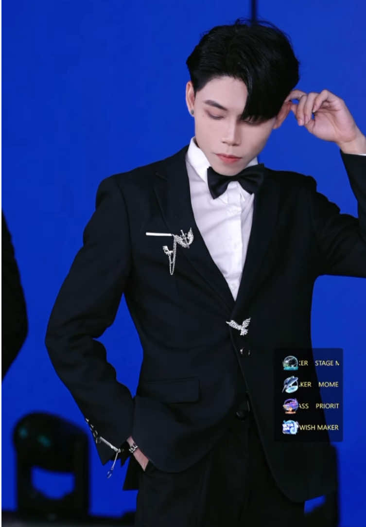 Haru looks so good today 😍💔 #aworld101 #Haru🦅