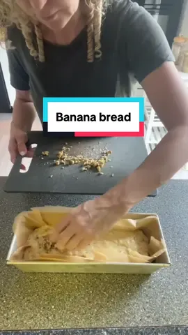 Banana bread faea zahar sau cu zahar la fel de delicioasa #bananabread #reteterapide #reteteusoare #pentrutine #5pasidebine 