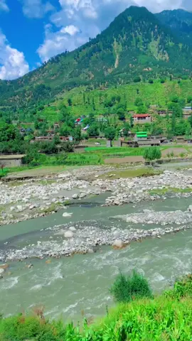 Kumratvalley 🥀💯🇵🇰#🥀foryou #🥀viral #🥀foryoupage #🥀viralvideo #🥀kumrat_valley 🥀🌼🌻🌿💯🌷🇵🇰🥀👍🙏