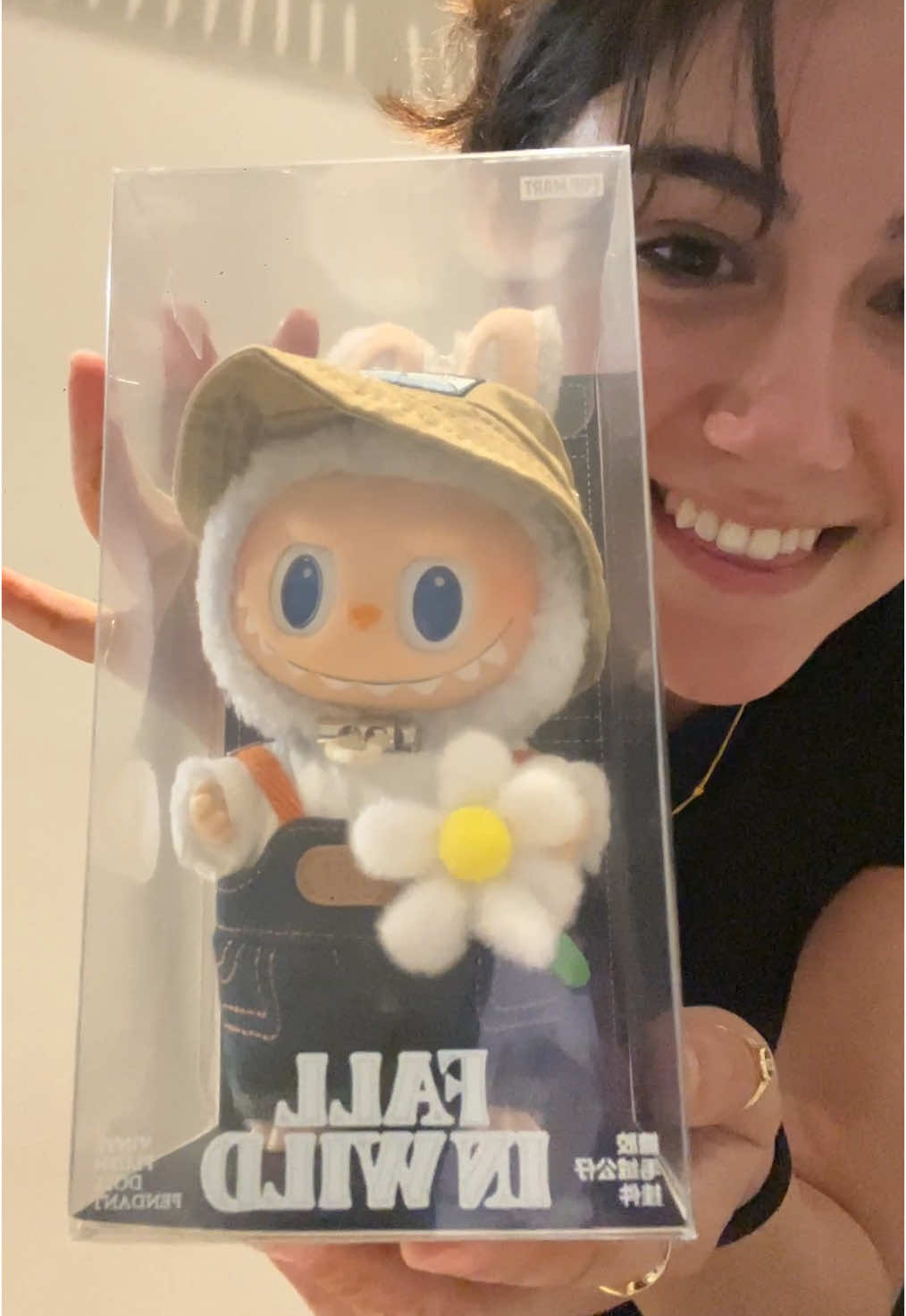 I had to fly half way across the world to get my hands on these labubu’s #labubu #labubuunboxing 