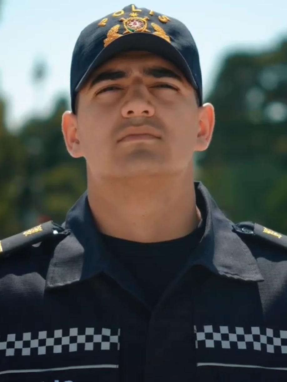 Təlimdə tər tökməyən döyüşdə qan tökər🫡🇦🇿👮🏻 #kəşfet #polis #azərbaycantiktok🇦🇿🇦🇿 #kesfetbeniöneçıkartt #azerbaycan🇦🇿 