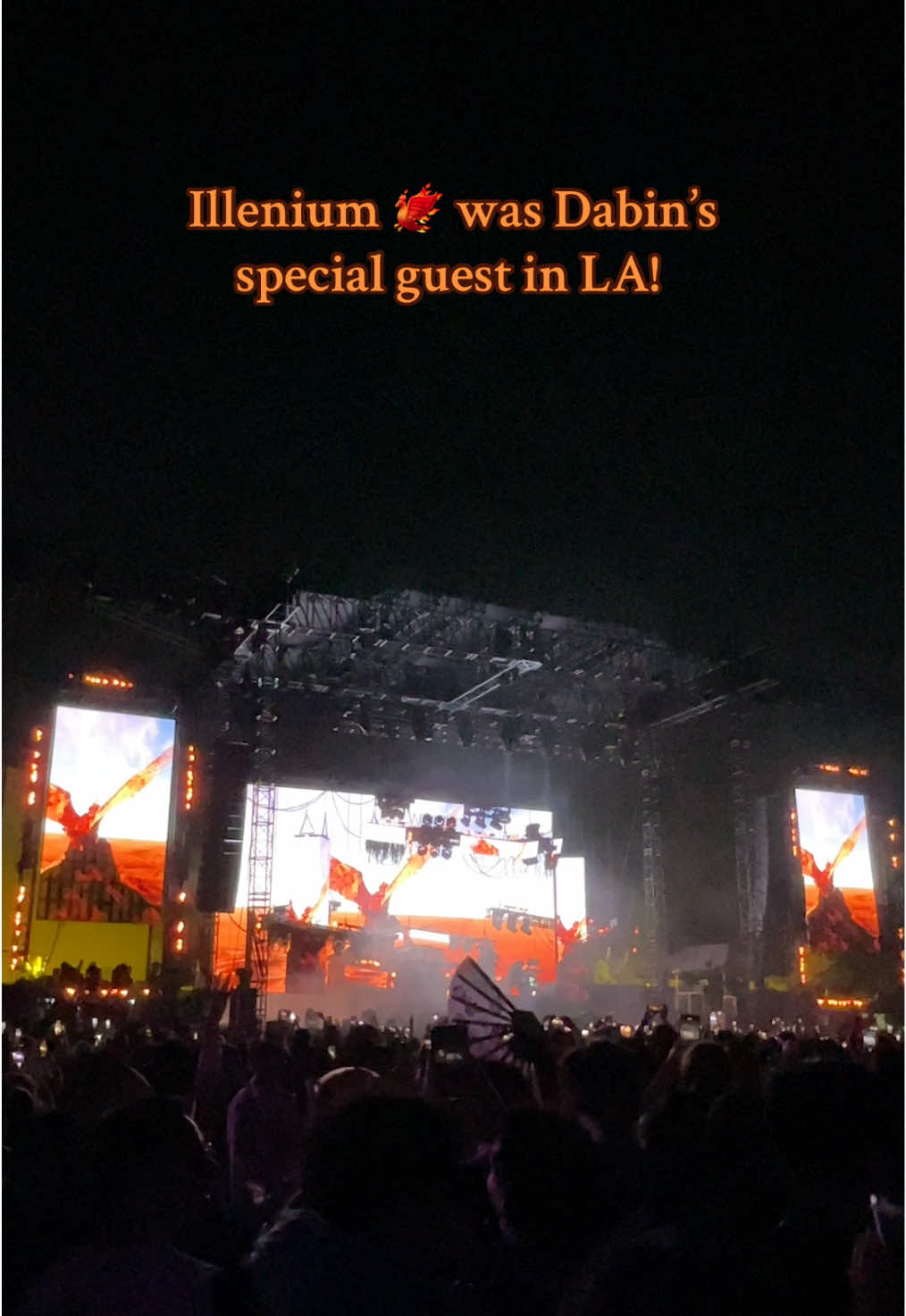 The way everyone freaked out! It seemed to good to be true. 😮❤️🐦‍🔥 #aurapark #losangeles #dabin #illenium #ravetok 