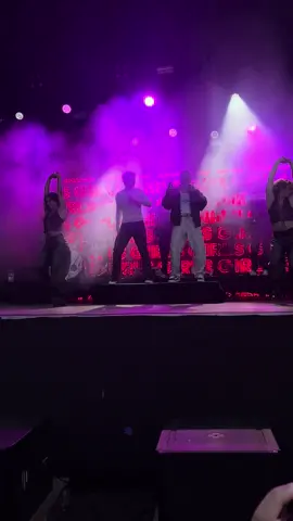 They’ve been looking at girls girls girls girls #concertgirly #martinusgunnarsen #marcusamdmartinus #marcusgunnarsen #fyp 