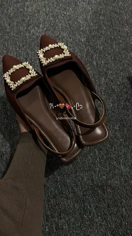 #sandalwanita #sandal #sandalcantik #sandalmulescantik #sandalmules  