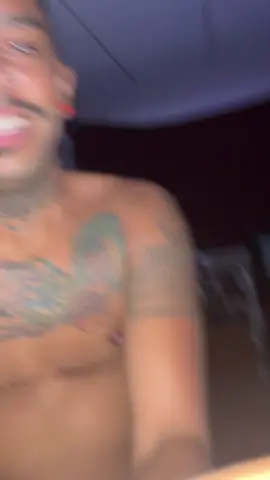 🤣🫵🏽