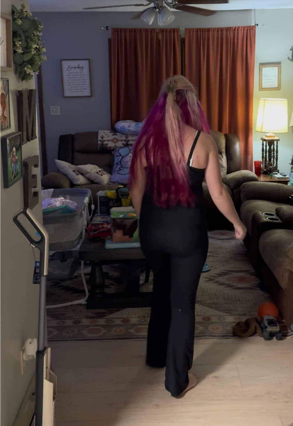I love this sound 😅 #MomsofTikTok #sahm #Vlog #momlife #CleanTok 