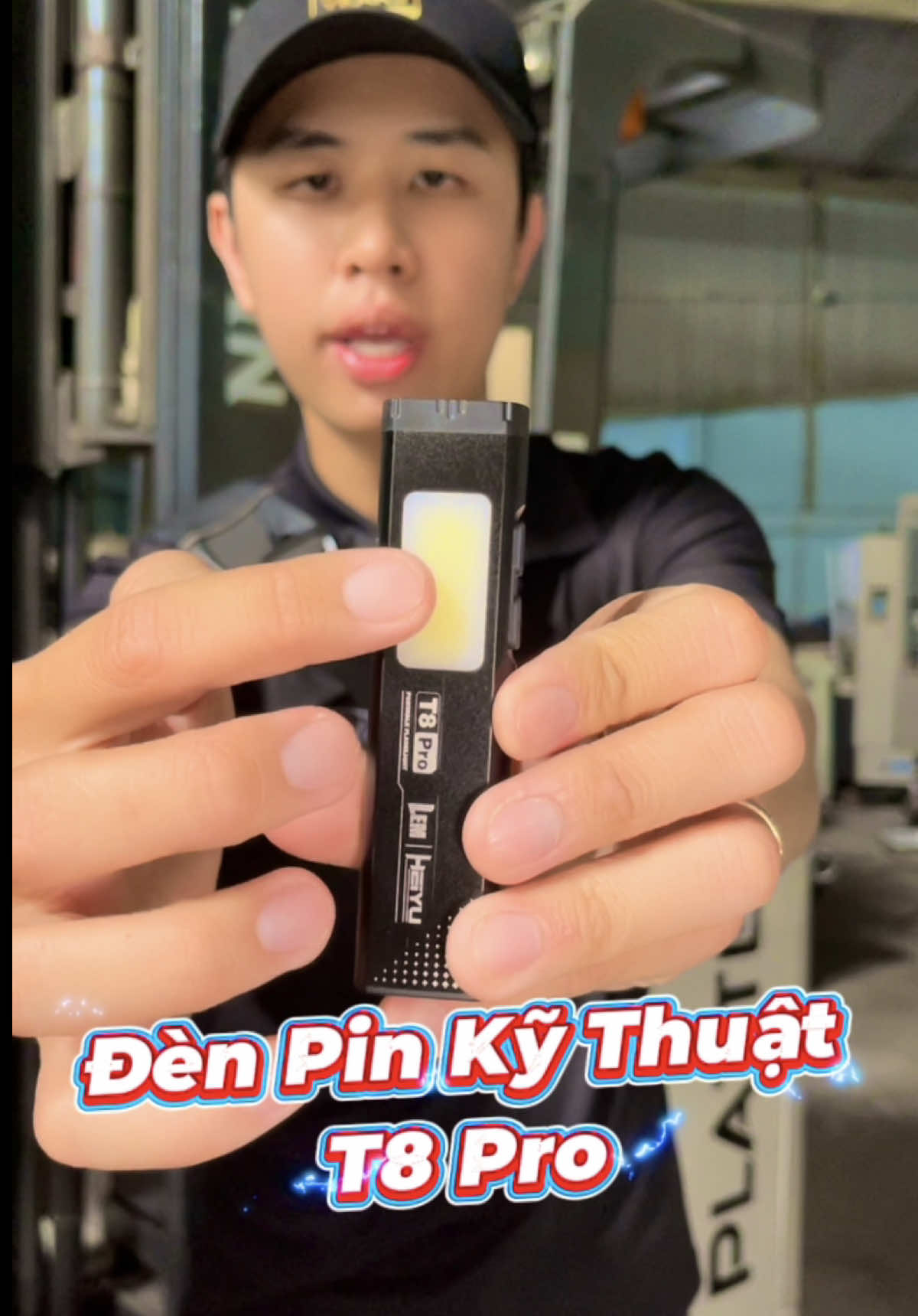 Đèn Pin T8 Pro Đa Năng 7 Chức Năng  Sáng #đèn #đènpin #xuhuong  @Thanh Media  @Thanh Media  @Thanh Media 