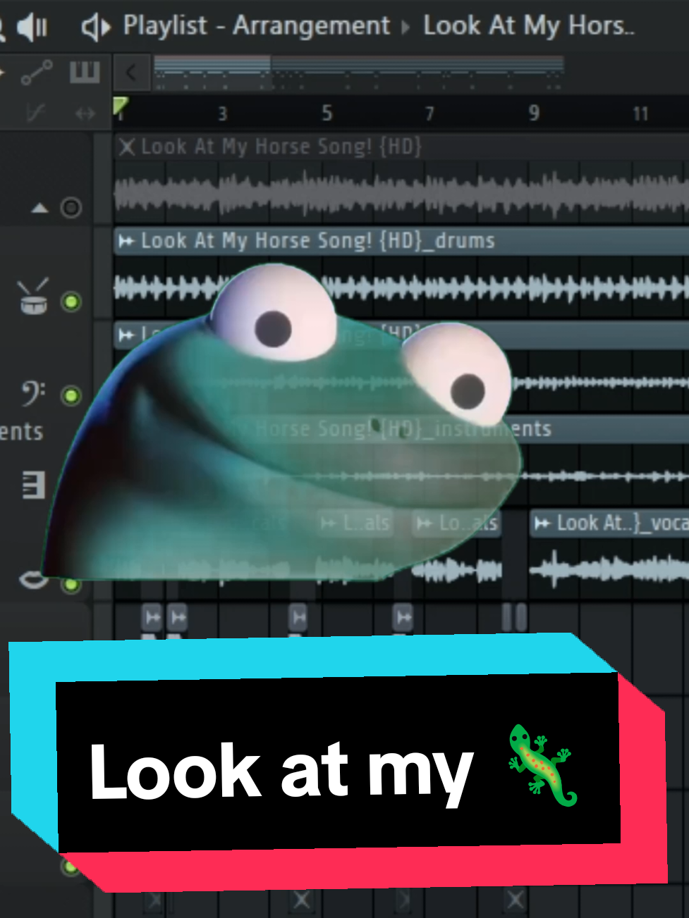 Replying to @joshfromdodgydailys  look at my 🦎 my 🦎 is amazing #lizardmeme #lizard #fyp 