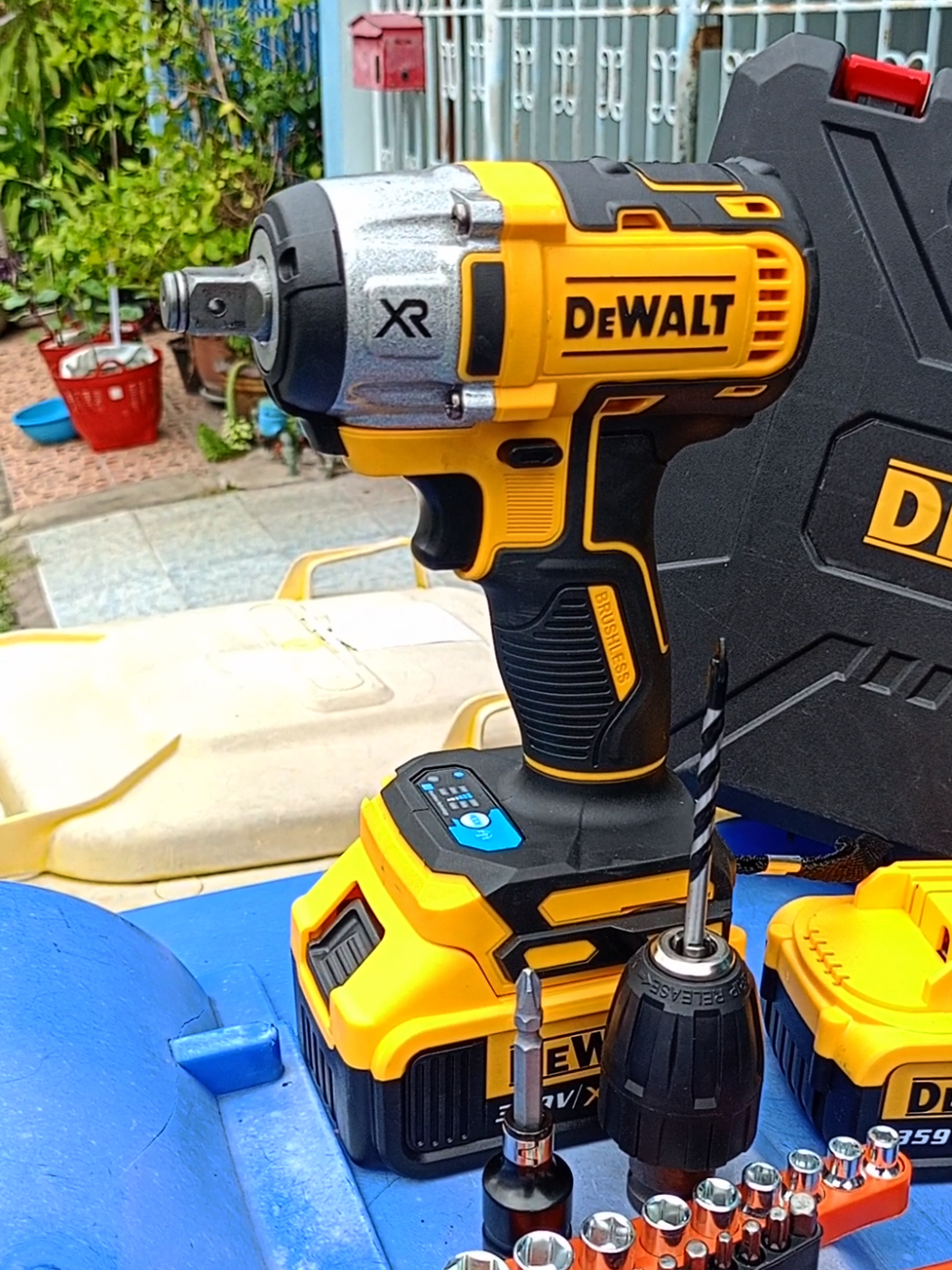 บล็อกกระแทกไร้สาย Dewalt #ประแจไร้สายแบตเตอรี่ลิเธียม #บล็อกประแจไฟฟ้าไร้สาย #ประแจไฟฟ้าไร้สาย #ประแจไร้สาย #บล็อกกระแทกไร้สาย 