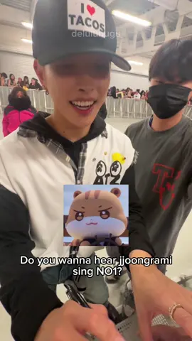 hours thinking about how to perfect a jjoongrami impression ended in several seconds of this mess LMAO but thanks to hongjoong for indulging in my clownery  #ateez #ateezsendoff #hongjoong #NO1 #jjoongrami