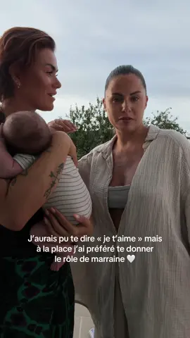 Pour la vie ❤️ @Madame cha  #marraine #famille #Love #mumsoftiktok #baby 