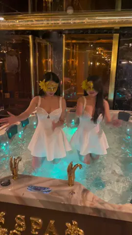 Màu hoa tím trên sông #massagehanoi #massa #beboikaraok #beboikaraok #xuhuong #gáixinhtiktok #jspa #massager #hanoi #JSPA 