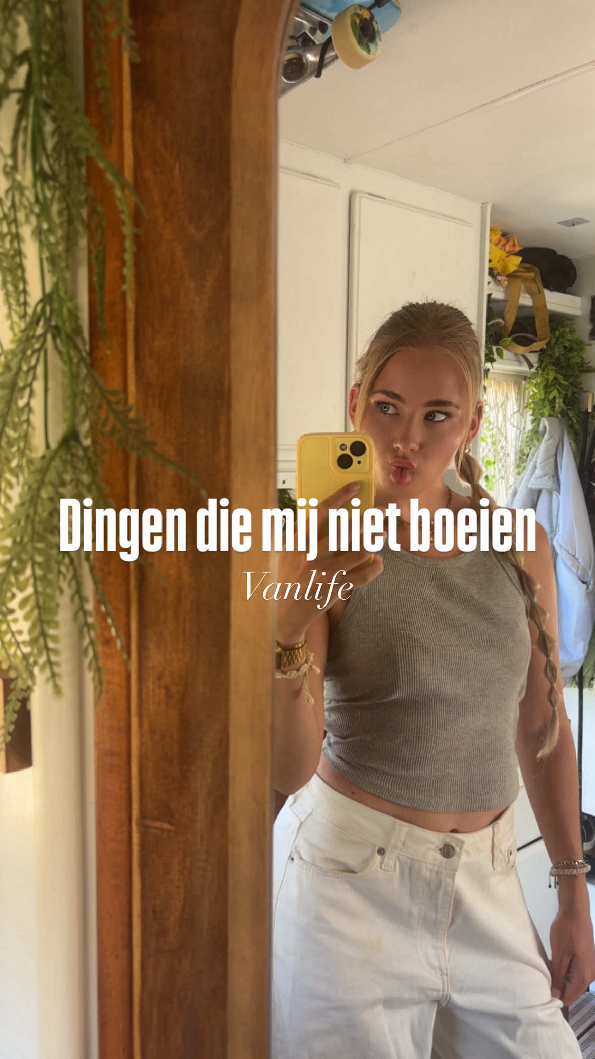 Dingen die mij echt niet boeien 😒  #dingendiemijnietboeie #vanlife #travelgirl #reizenmetcamper #VanlifeEurope 