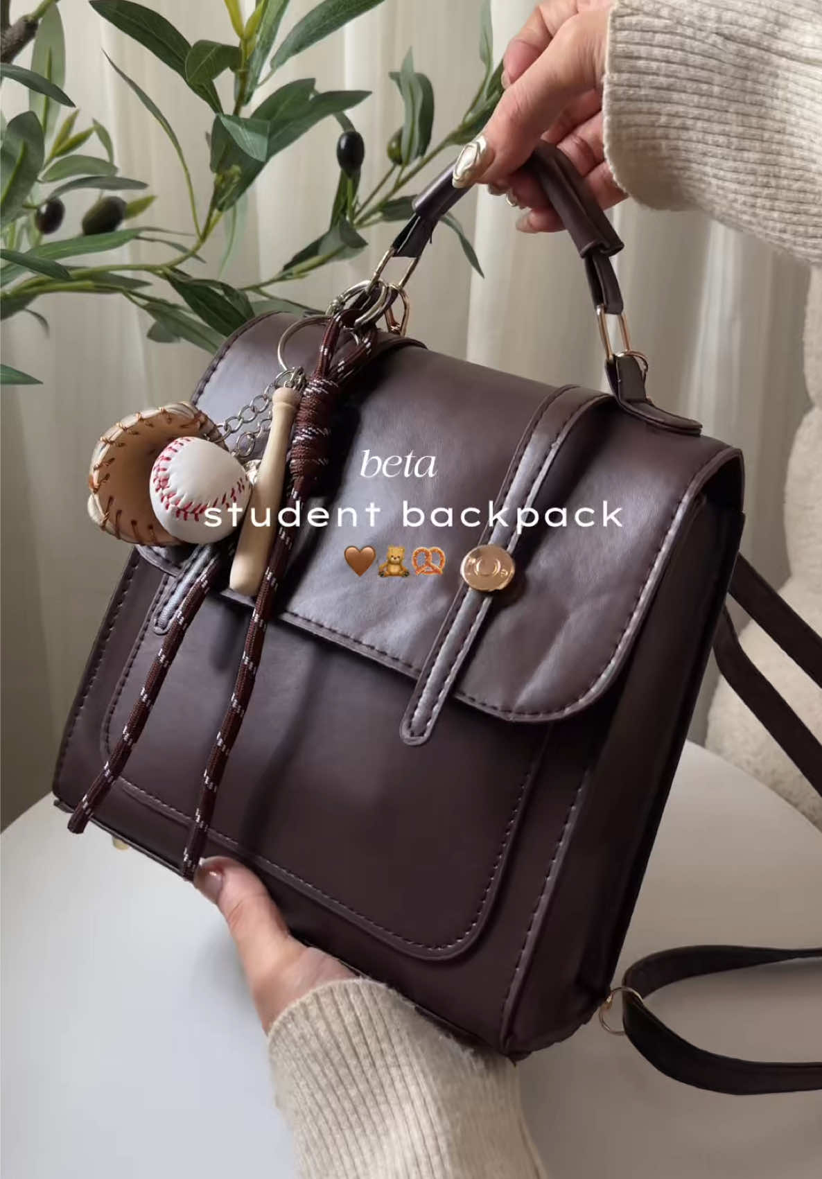 really love the color & quality of this ₱100+ backpack! 😩🤎🎒 #backpack #retrobag #studentbackpack #schoolbag #womensbag@BETA Wallets.PH 