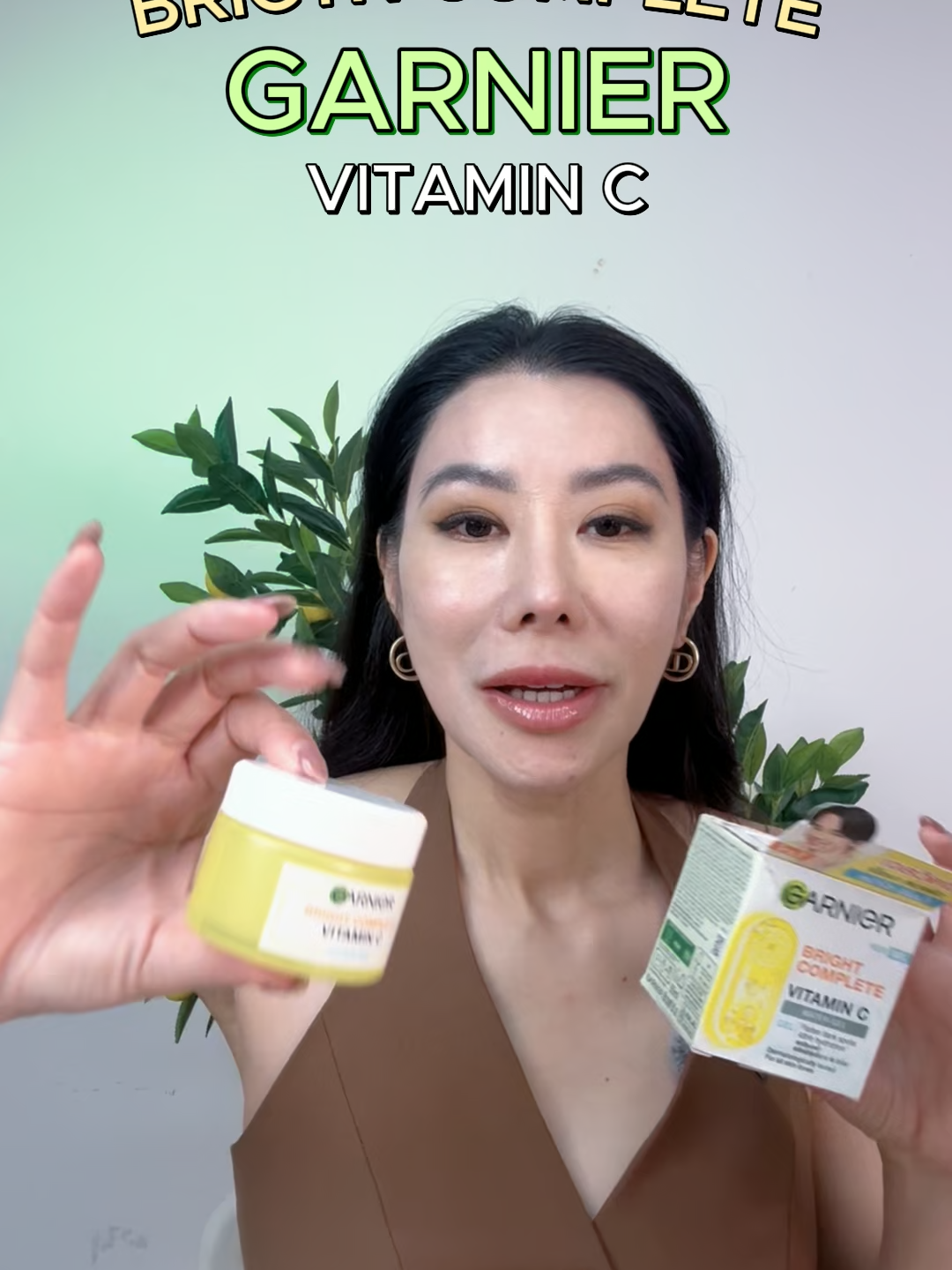 garnier brigth complete vitaminc 💖😍👇🏻 #ดีดีบิวตี้ #รีวิวบิวตี้ #รีวิวของดีบอกต่อ #fyp #ของดีบอกต่อ #gernier #garnier #brigthcomplete #vitaminc