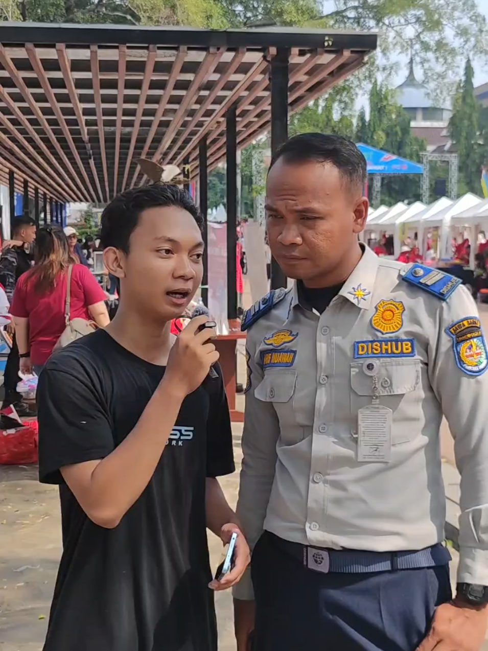 Pilih Artis Korea atau Pahlawan? 🤔 #windahbasudara #smartixe #cfd 