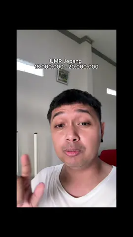 Harga beras 100.000 tapi penghasilan masyarakat 2.500.000 ya ribut pak 🤣🙏🏻