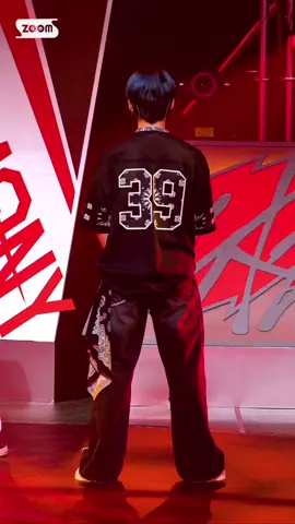 fancam Lee Know - ceremony #leeknow #straykids 