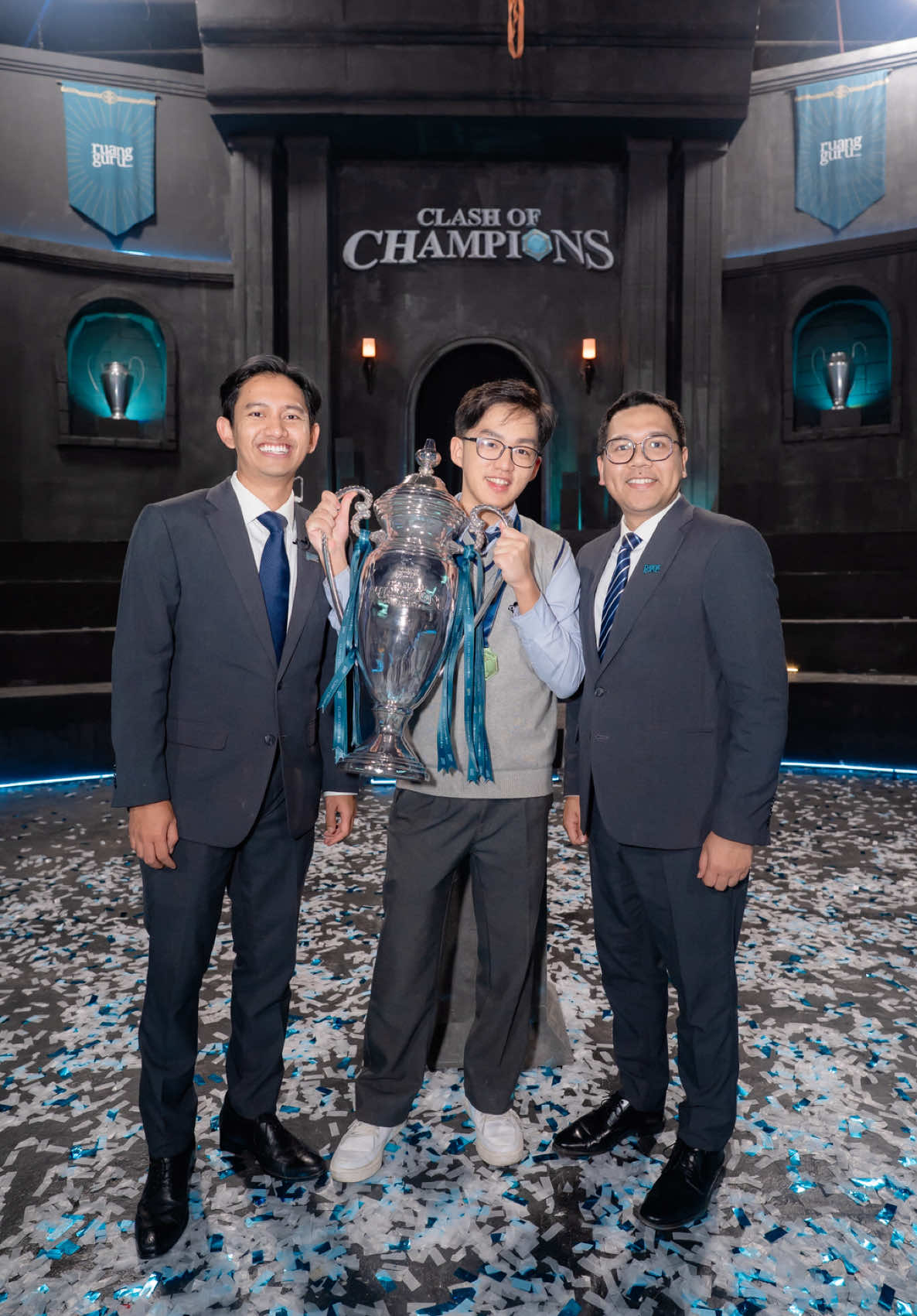 Congratulations, Vannes! 🥇🔥 The winner of Clash of Champions Season 2 is here! 👑✨ Clash of Champions bukan cuma soal kompetisi, tapi juga perjalanan seru yang bakal selalu diinget! 🎬 🎉@vanneswij #ruangguru #cocsesason2 #clashofchampions #fyp 