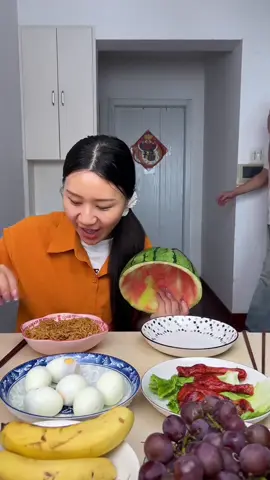 Delicious food in watermelon#fyp 
